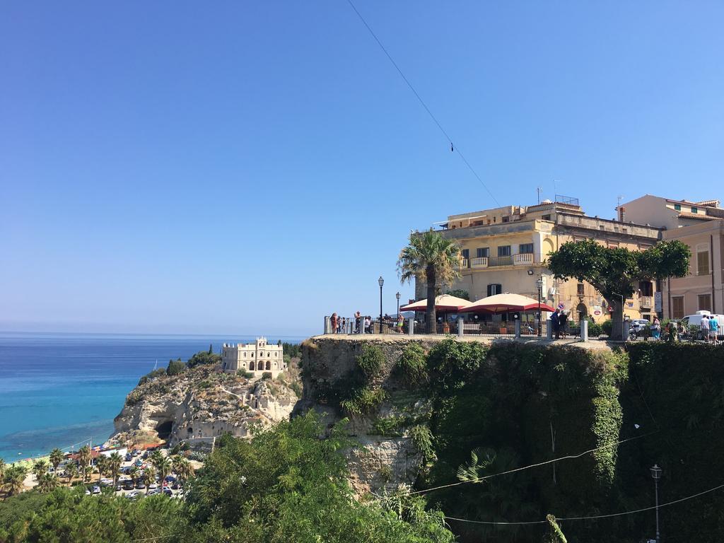 Apartment With Sea View Tropea Exterior photo